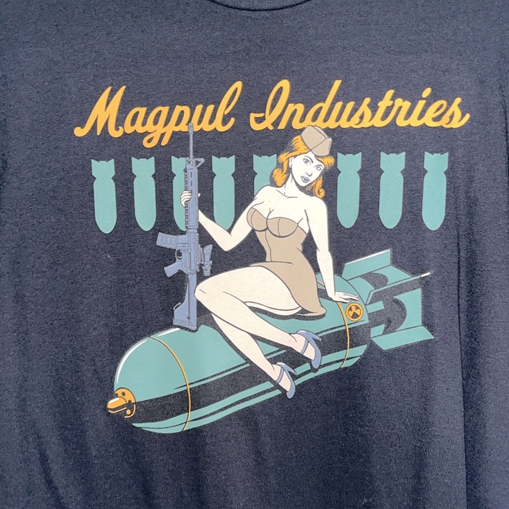 Men’s Magpul industries graphic tee size M
